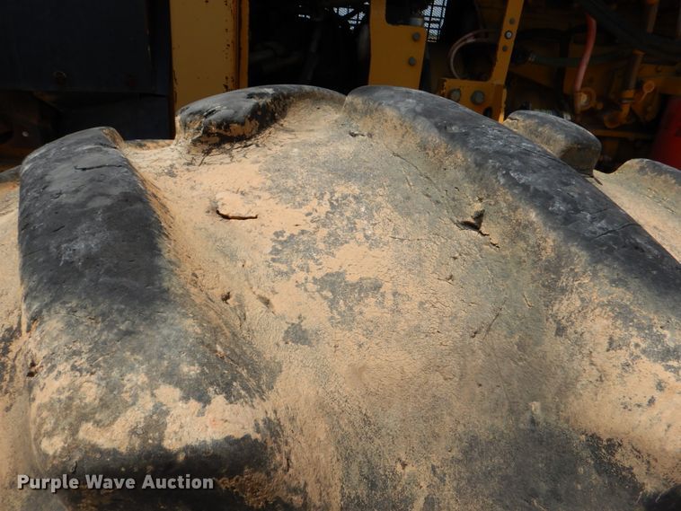 image for item DL0568 2005 Timberking TK340  feller buncher