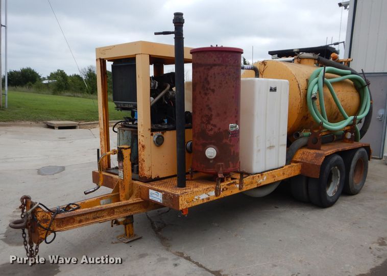 image for item DM0609 2005 Vac-Tron PMD850DT-E  vacuum excavator