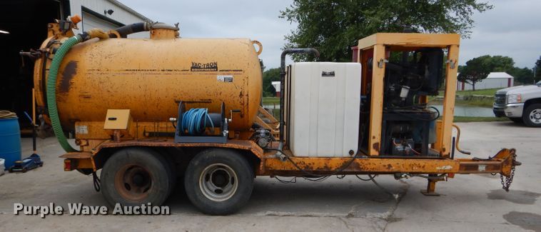 image for item DM0609 2005 Vac-Tron PMD850DT-E  vacuum excavator