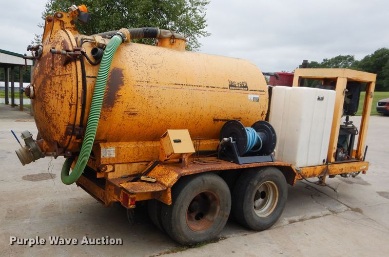 image for item DM0609 2005 Vac-Tron PMD850DT-E  vacuum excavator