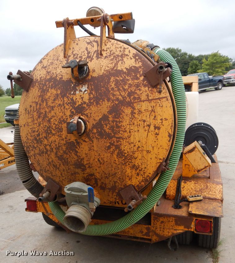 image for item DM0609 2005 Vac-Tron PMD850DT-E  vacuum excavator