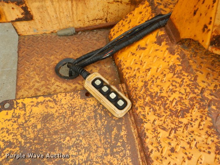 image for item DM0609 2005 Vac-Tron PMD850DT-E  vacuum excavator