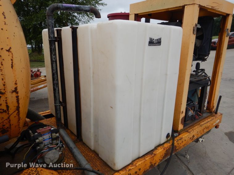 image for item DM0609 2005 Vac-Tron PMD850DT-E  vacuum excavator