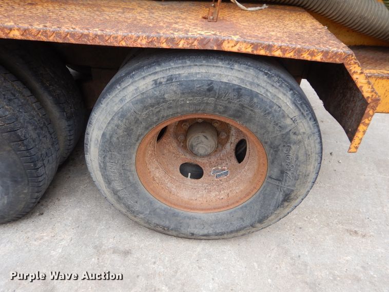 image for item DM0609 2005 Vac-Tron PMD850DT-E  vacuum excavator