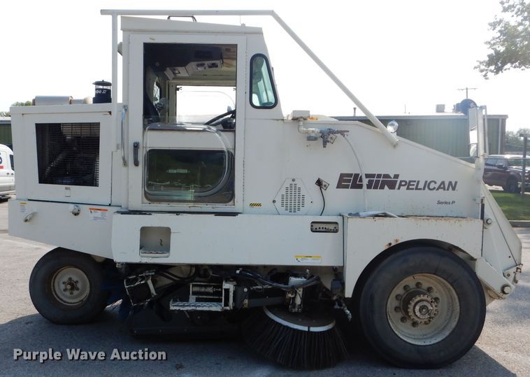image for item DM0617 1996 Elgin P  street sweeper truck