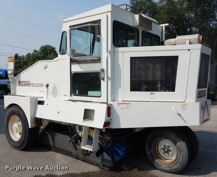 image for item DM0617 1996 Elgin P  street sweeper truck