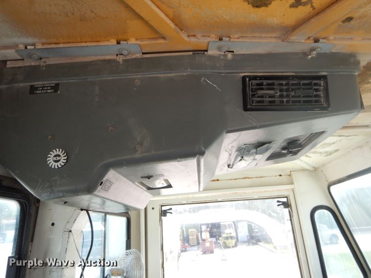 image for item DM0617 1996 Elgin P  street sweeper truck