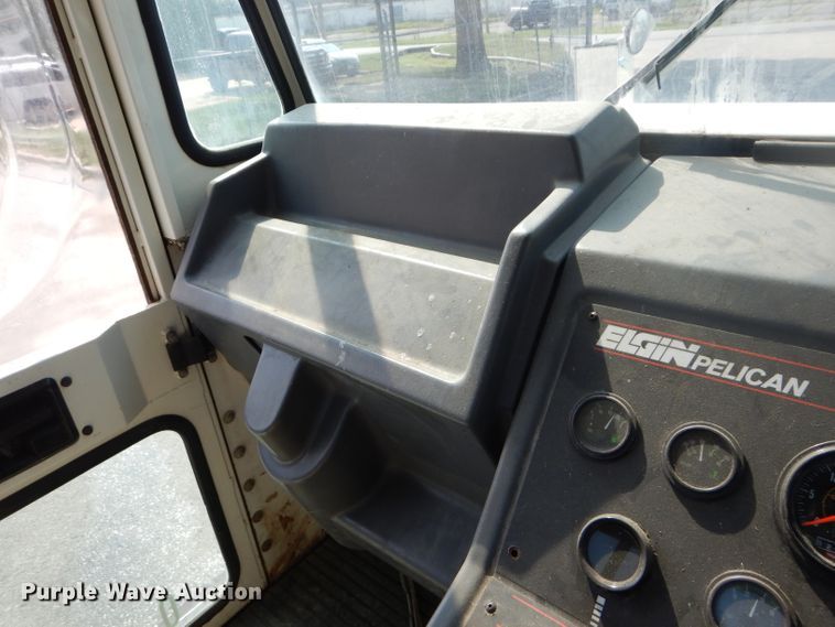 image for item DM0617 1996 Elgin P  street sweeper truck