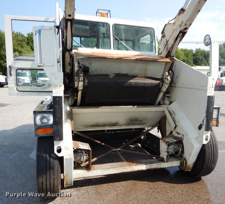image for item DM0617 1996 Elgin P  street sweeper truck