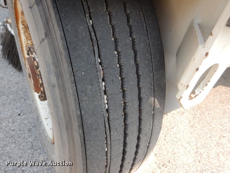 image for item DM0617 1996 Elgin P  street sweeper truck