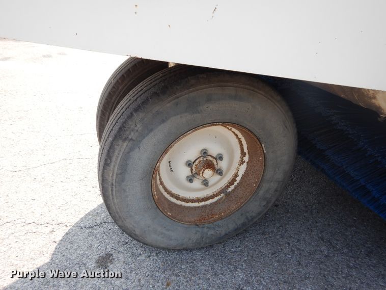 image for item DM0617 1996 Elgin P  street sweeper truck