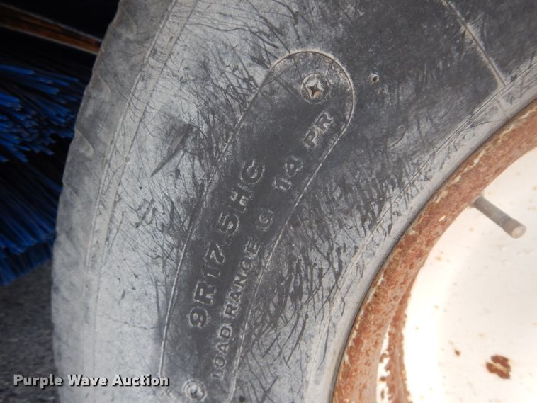 image for item DM0617 1996 Elgin P  street sweeper truck