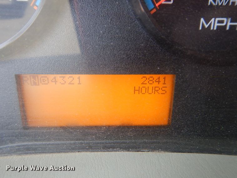 image for item DM0619 2011 International 7400  sewer jetter truck