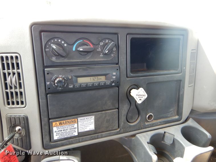 image for item DM0619 2011 International 7400  sewer jetter truck