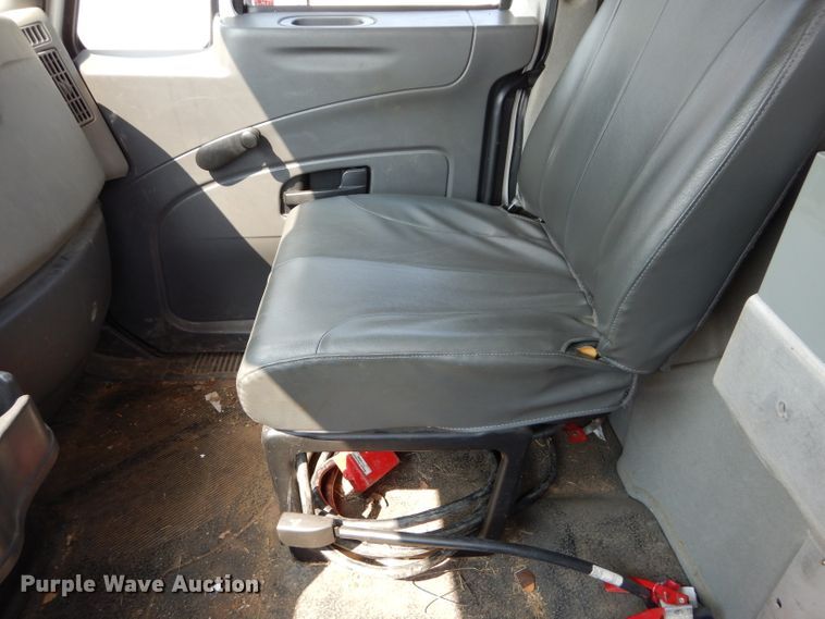 image for item DM0619 2011 International 7400  sewer jetter truck