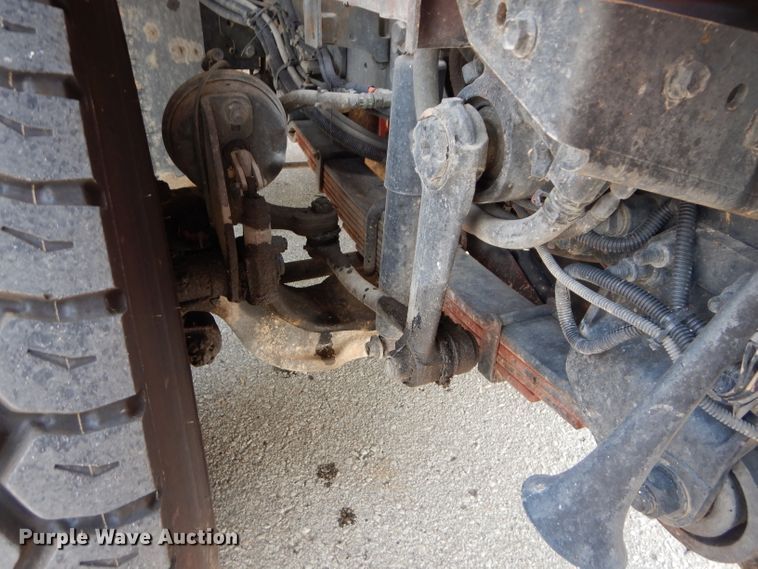 image for item DM0619 2011 International 7400  sewer jetter truck