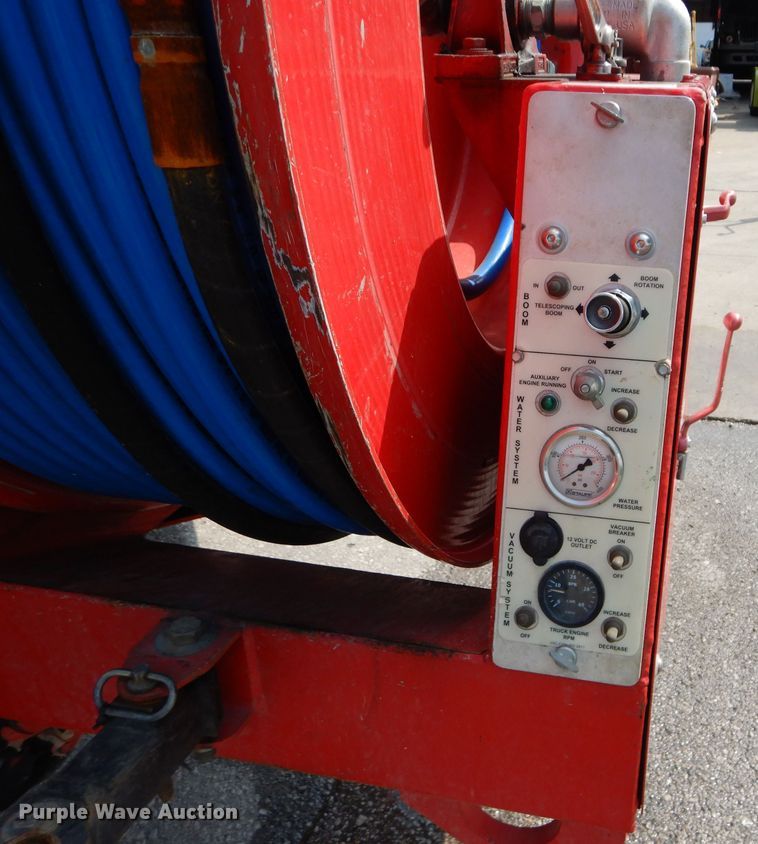 image for item DM0619 2011 International 7400  sewer jetter truck