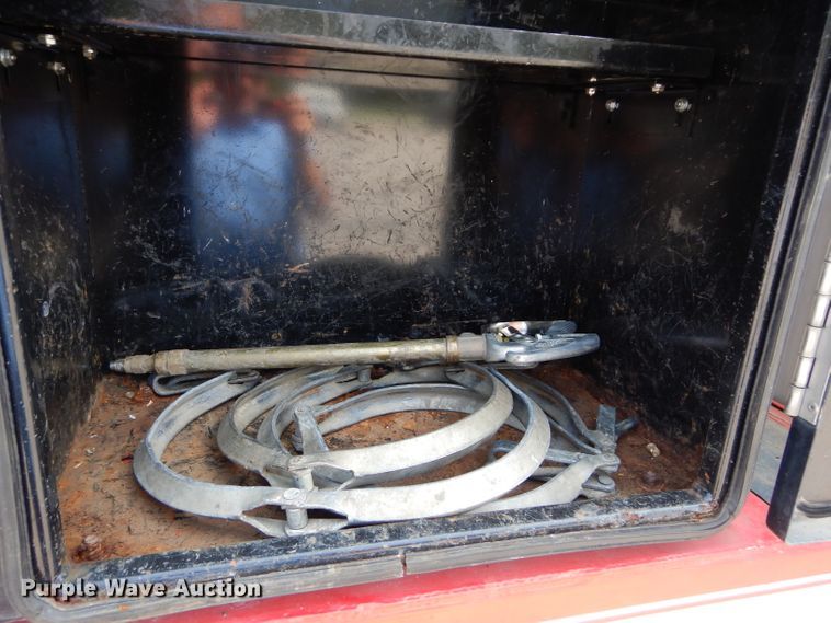 image for item DM0619 2011 International 7400  sewer jetter truck