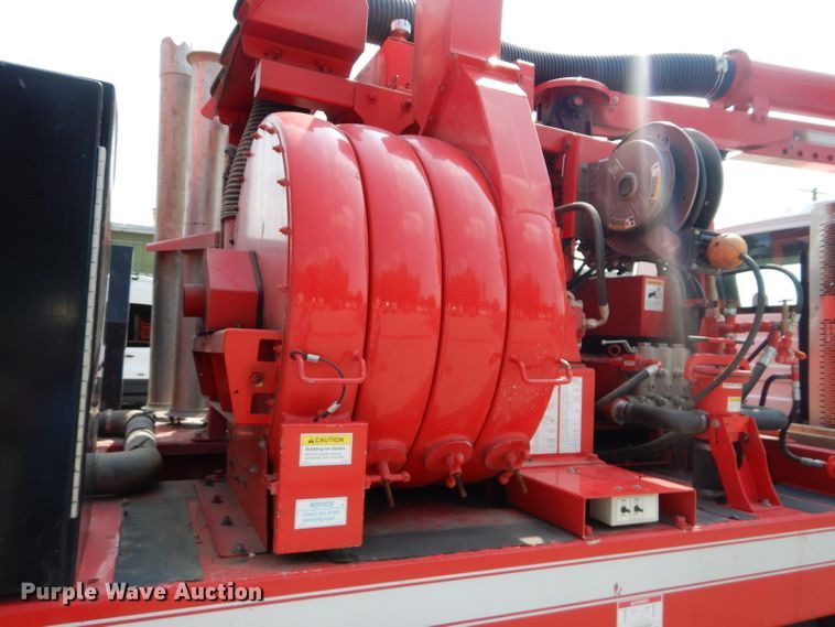 image for item DM0619 2011 International 7400  sewer jetter truck