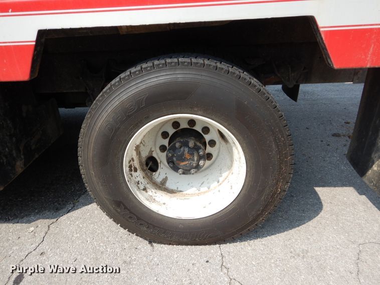 image for item DM0619 2011 International 7400  sewer jetter truck