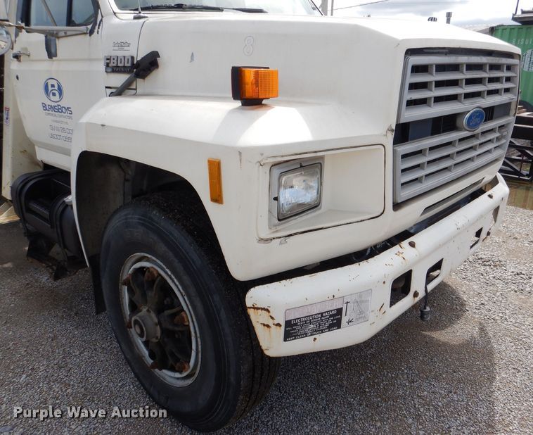 image for item DM1333 1994 Ford F800  crane truck
