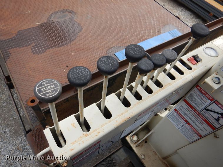 image for item DM1333 1994 Ford F800  crane truck