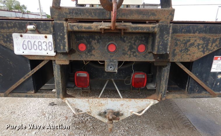 image for item DM1333 1994 Ford F800  crane truck
