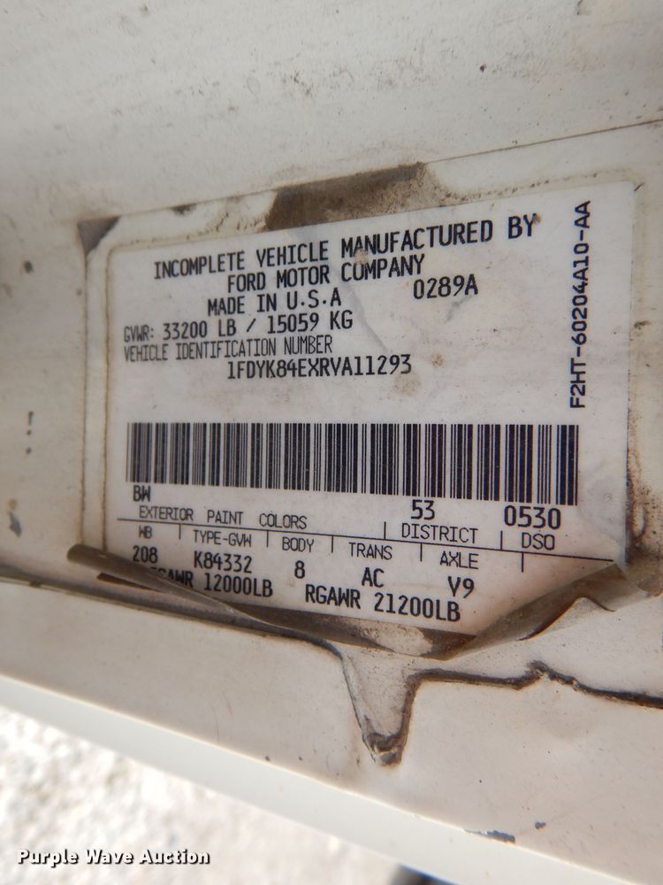 image for item DM1333 1994 Ford F800  crane truck