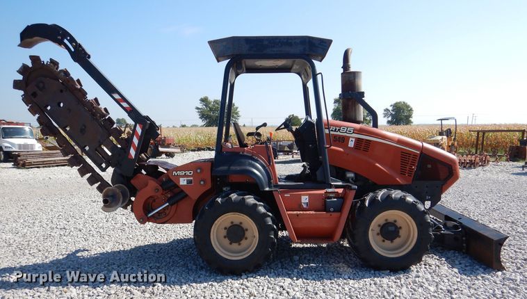 image for item DM1449 2005 Ditch Witch RT95  trencher