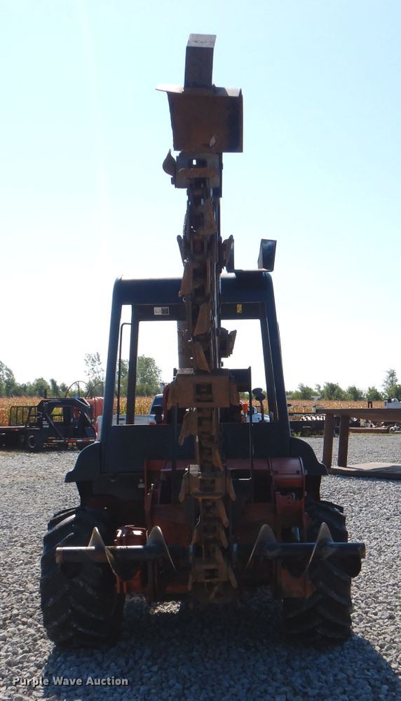 image for item DM1449 2005 Ditch Witch RT95  trencher