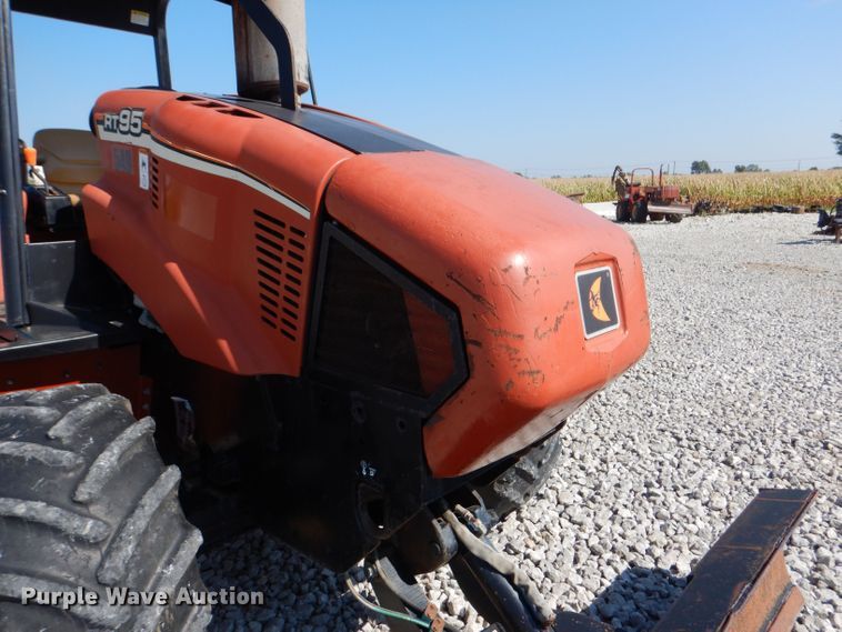 image for item DM1449 2005 Ditch Witch RT95  trencher
