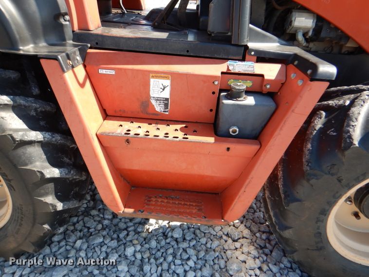 image for item DM1449 2005 Ditch Witch RT95  trencher