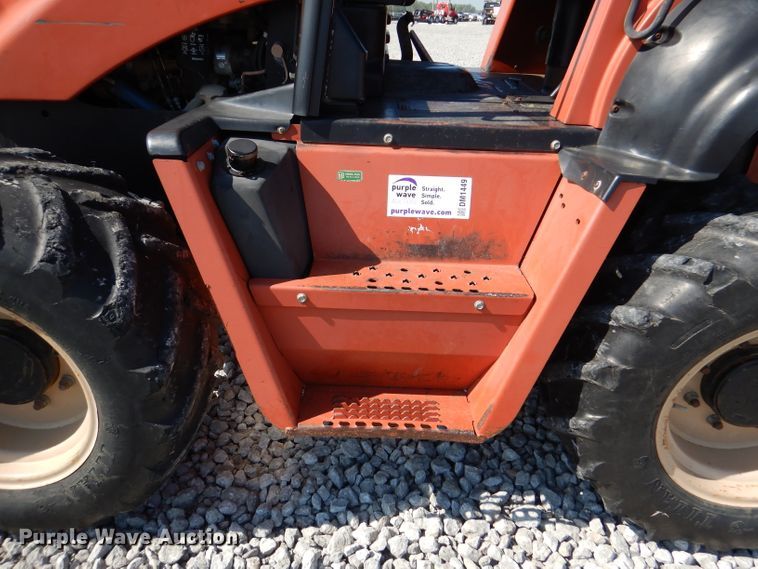 image for item DM1449 2005 Ditch Witch RT95  trencher