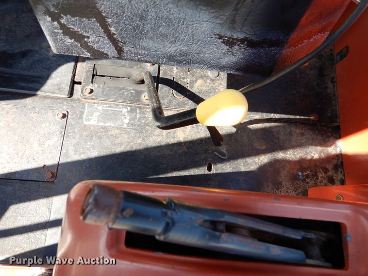 image for item DM1449 2005 Ditch Witch RT95  trencher