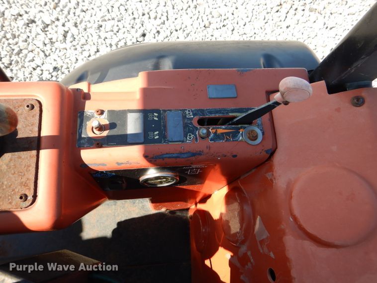image for item DM1449 2005 Ditch Witch RT95  trencher