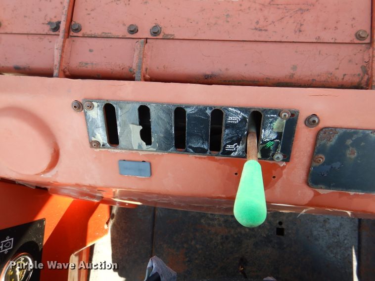 image for item DM1449 2005 Ditch Witch RT95  trencher