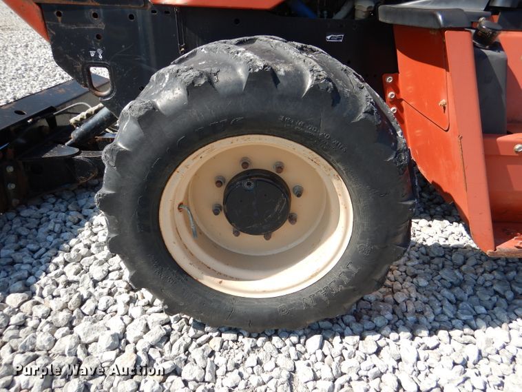 image for item DM1449 2005 Ditch Witch RT95  trencher