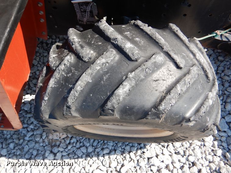 image for item DM1449 2005 Ditch Witch RT95  trencher