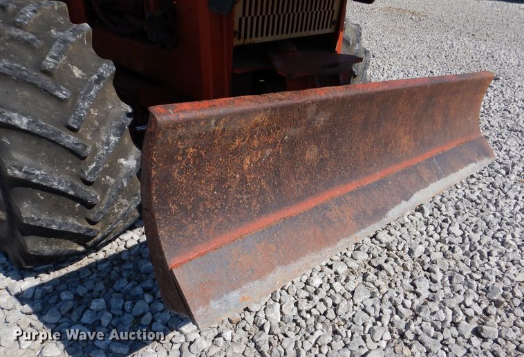 image for item DM1450 1998 Ditch Witch 7610  trencher