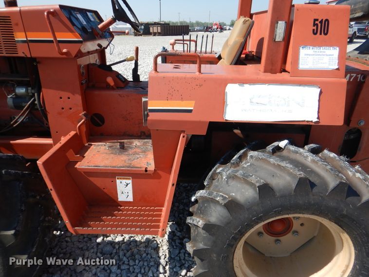 image for item DM1450 1998 Ditch Witch 7610  trencher