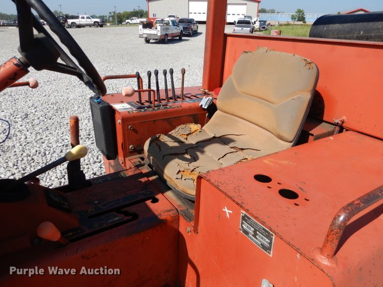image for item DM1450 1998 Ditch Witch 7610  trencher