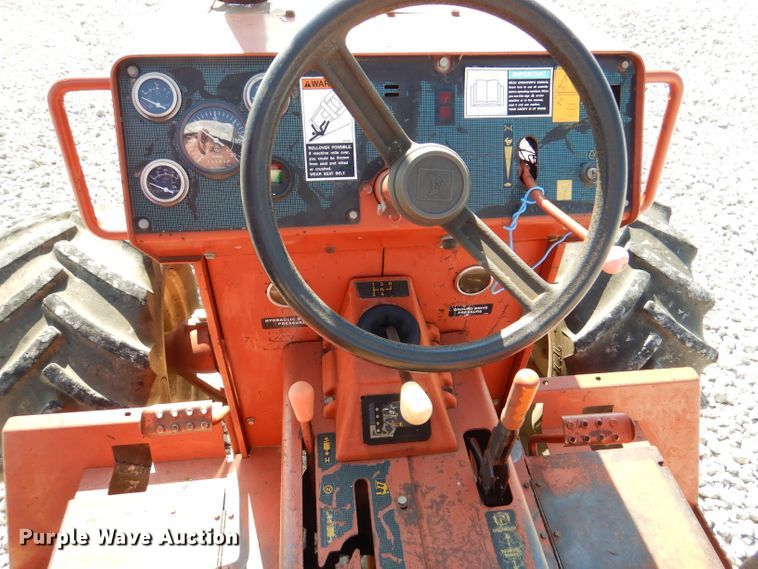 image for item DM1450 1998 Ditch Witch 7610  trencher