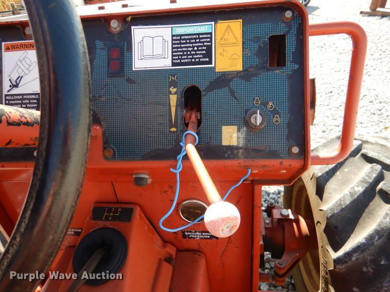 image for item DM1450 1998 Ditch Witch 7610  trencher