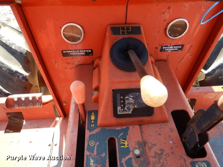 image for item DM1450 1998 Ditch Witch 7610  trencher
