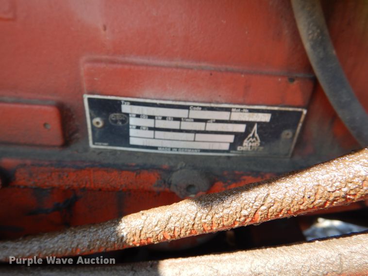 image for item DM1450 1998 Ditch Witch 7610  trencher