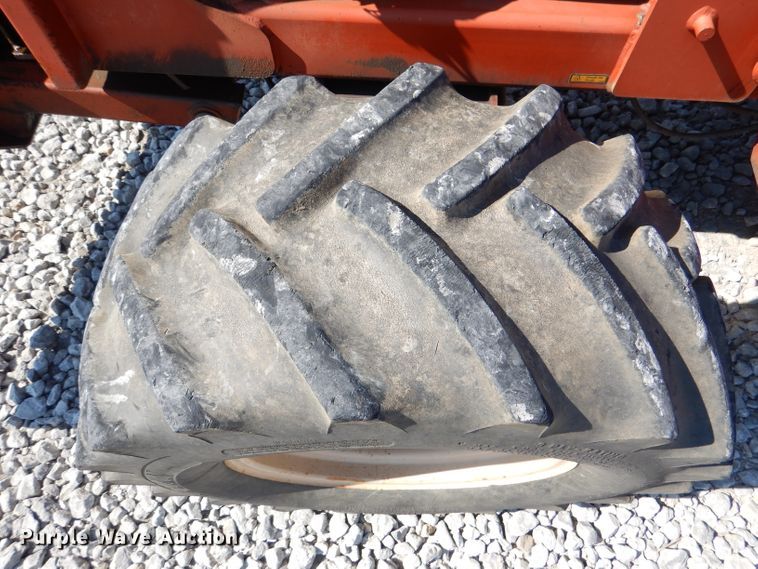 image for item DM1450 1998 Ditch Witch 7610  trencher