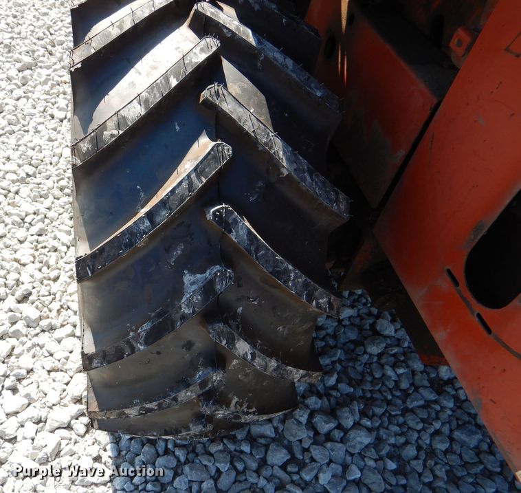 image for item DM1450 1998 Ditch Witch 7610  trencher