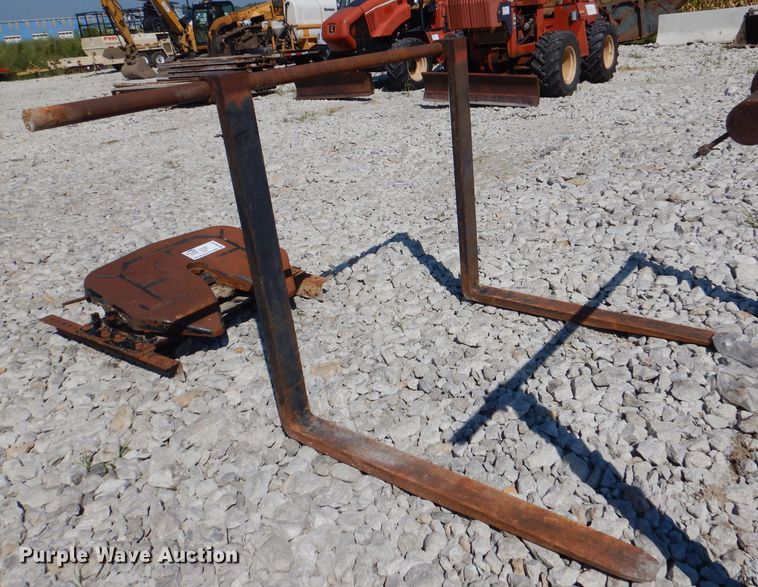 image for item DM1452 48" L forks