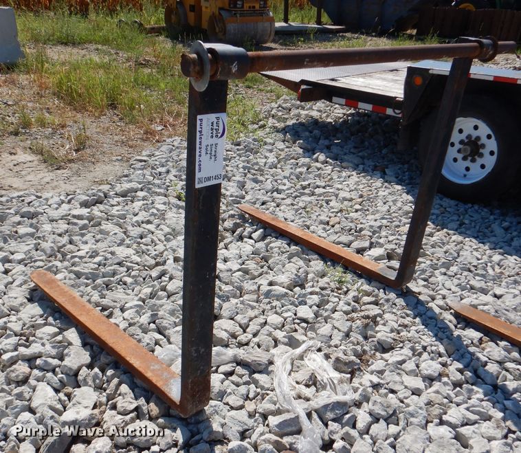 image for item DM1453 48" L forks