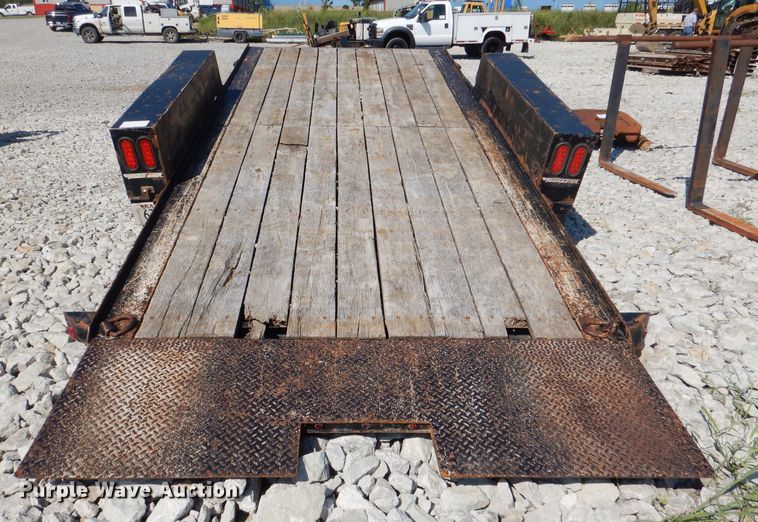 image for item DM1454 2015 Towmaster T-14TD  tilt deck equipment trailer